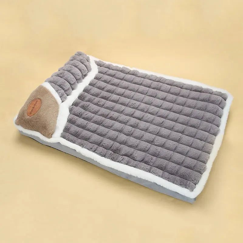 Four Seasons Dreaming Dog Bed